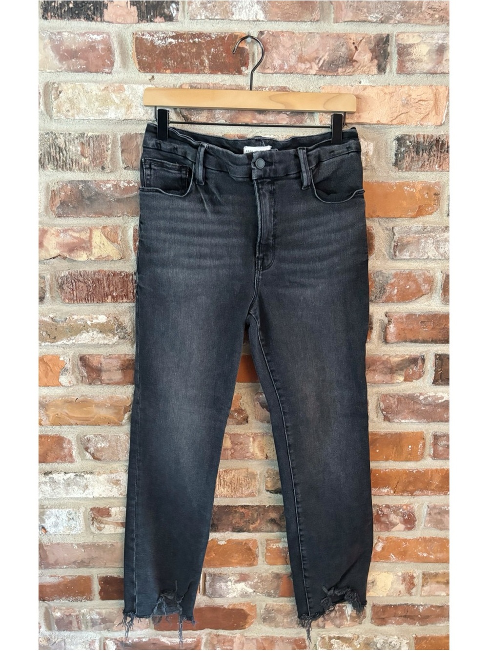 Good American Black Straight Leg Jeans High Rise Raw Hem, 10 / 30